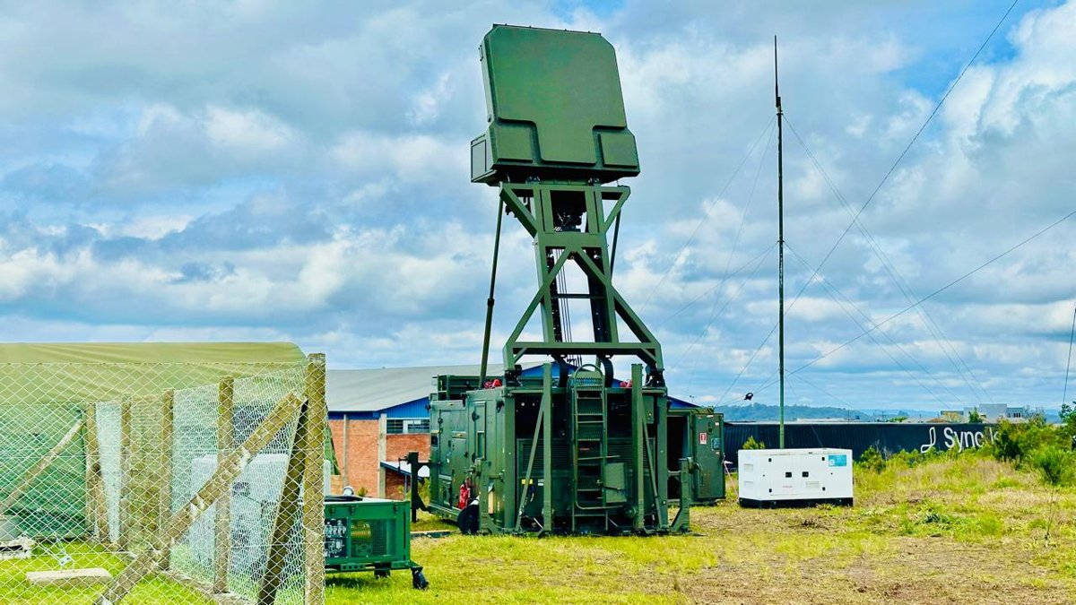 DECEA instala novo radar no Aeroporto Hugo Cantergiani e GEIV realiza voo de inspeção em Caxias do Sul