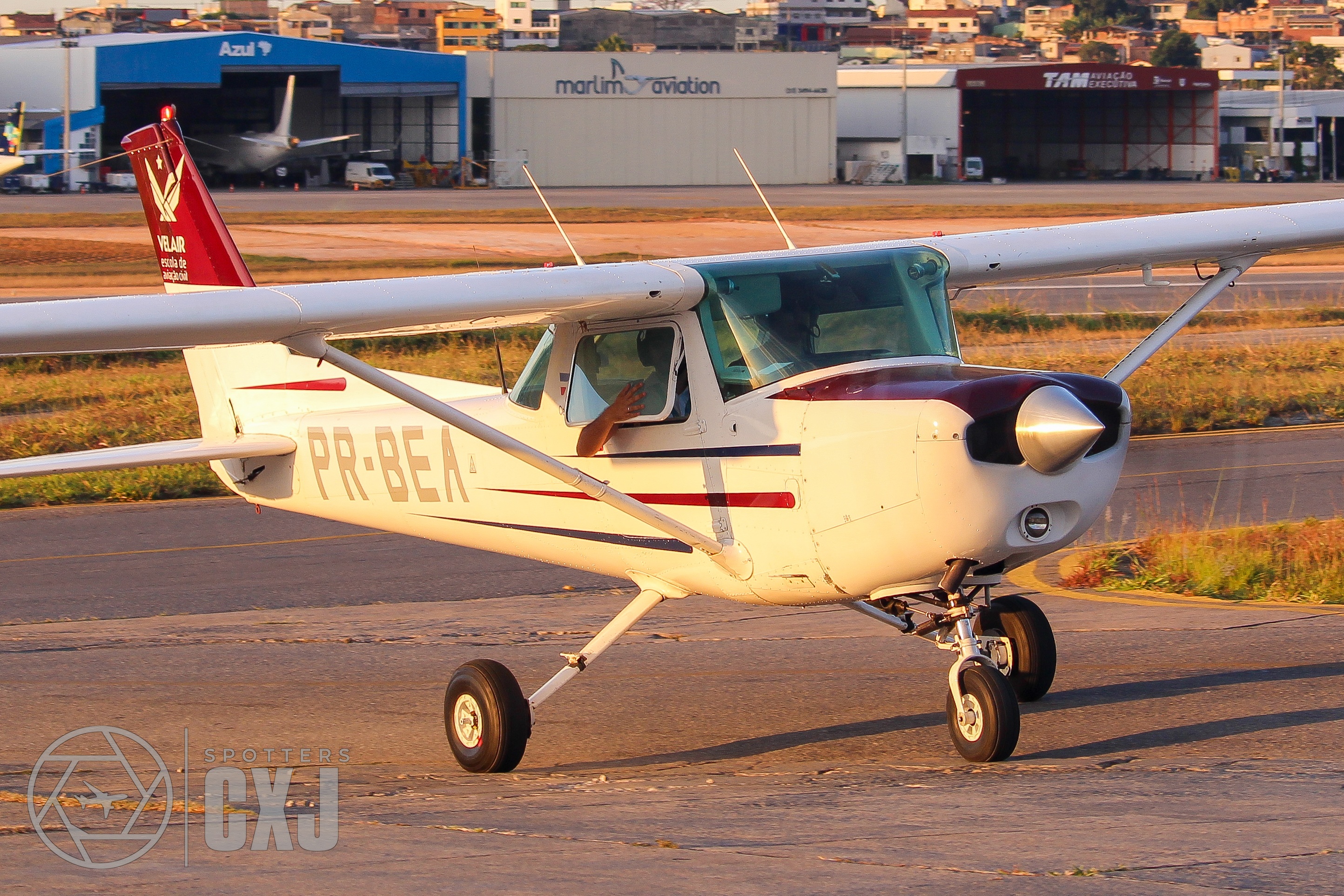 152 · C152 · PR-BEA · Pampulha - Carlos Drummond de Andrade Airport (PLU / SBBH) — Belo Horizonte / BR — -19.85074, -43.950316